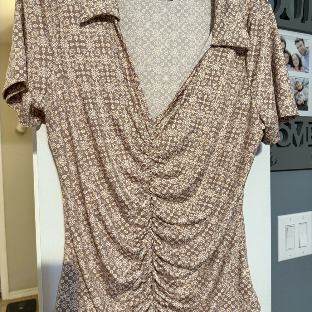 Source Unknown Women's Blouse with Geometric Print